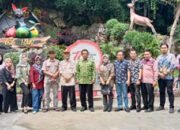 Peningkatan PAD Kotabaru BUMDES Goa Lowo Rutin Bayar Pajak Retribusi Parkir