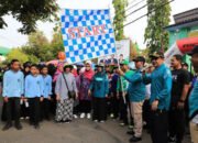 Pj Bupati HSU Suria Lepas Peserta Jalan Sehat