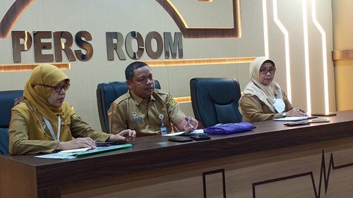 Banjarmasin Targetkan Penurunan Stunting 21,35 Persen 1 Hal 9 2 Klm Helfianoor Dicop jadi berdua aja
