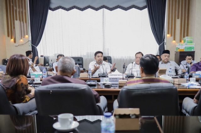 DPRD Banjarbaru Tolak Kegiatan Penambangan 1 IMG 20230104 WA0041 1 scaled