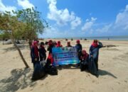 IKWI Kalsel Bersihkan Sampah Pantai Batakan Baru 9 IKWI Kalsel Bersihkan Sampah Pantai Batakan Baru