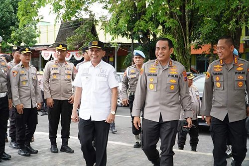 Jumat Curhat Bersama Kapolda Kalsel 1 hal9 3klmkontrak2 1