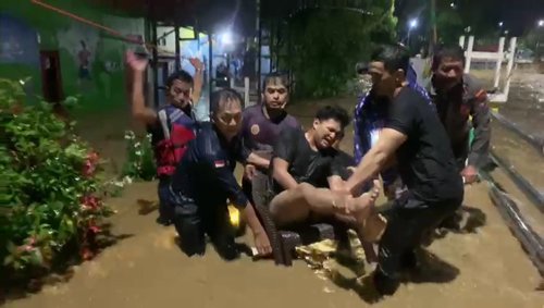 1 2 klm 5 cm korban banjir