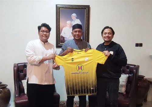 RD Kembali Dipercaya Tangani Barito Putera 2022/2023 dan 2023/2024 1 13 3klm rahmad darmawan jpg