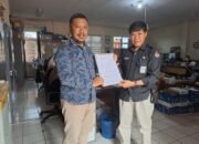 Hasnur Serahkan Surat Pengunduran Diri dari Balon DPD RI 9 Hasnur Serahkan Surat Pengunduran Diri dari Balon DPD RI