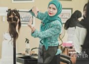 Vivi Zubedi Dorong Jiwa Enterpreneur Peserta Sekolah Gratis