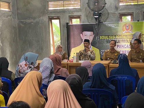Paman Yani Kuatkan Pembinaan Ideologi Pancasila 1 Hal 10 3 KLm Paman Yani