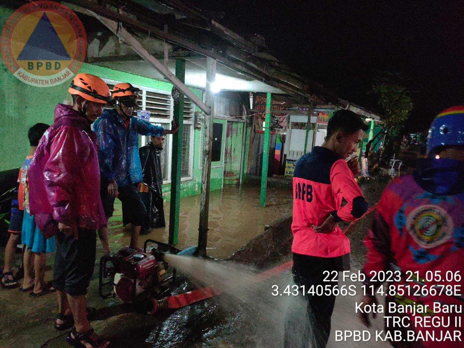 Hujan Deras, BPBD Bantu Warga Guntung Alaban 1 Hal 10 3 Klm Martapura Bantu warga