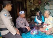 Paket Sembako Untuk Warga Dhuafa