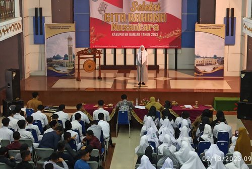 Hal 16 2 KLm Martapura Ikuti seleksi