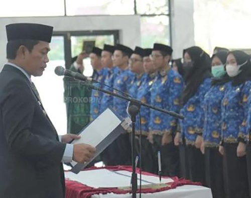 Pengangkatan dan Pengambilan Sumpah 125 CPNS Menjadi PNS 2 Hal 2 Bal 3 klm 2