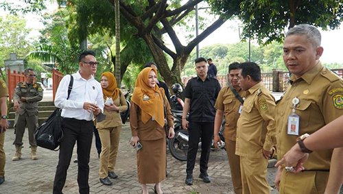 Hal 9 3 KLm Pasar Wadai