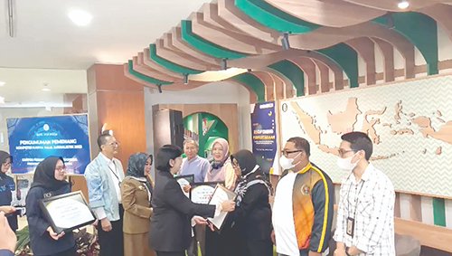 SKH Kalimantan Post Juara Tiga Lomba Karya Tulis Jurnalistik 2023 1 Hal 9 3 Klm Kalimantan Post