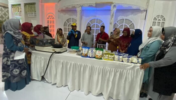 Sambut Ramadhan, PWRI – Bogasari Gelar Kursus Membuat Kue Basah