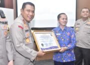 Polres HST Dapat Penghargaan Predikat Kepatuhan Standar Pelayanan Publik 18 Polres HST Dapat Penghargaan Predikat Kepatuhan Standar Pelayanan Publik