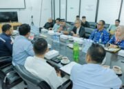 Komisi II Gali Potensi Pajak Air Permukaan PT AGM 11 Komisi II Gali Potensi Pajak Air Permukaan PT AGM