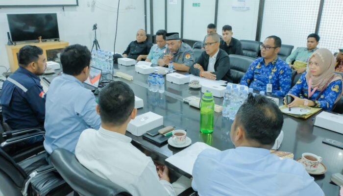 Komisi II Gali Potensi Pajak Air Permukaan PT AGM