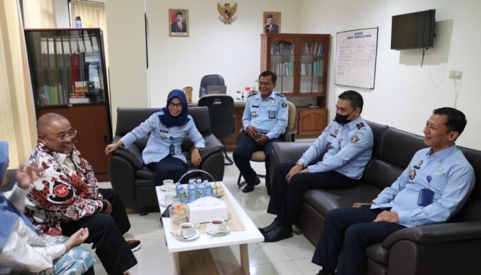 Habib Aboe Bakar Al-Habsyi Sambangi Kemenkumham Kalsel