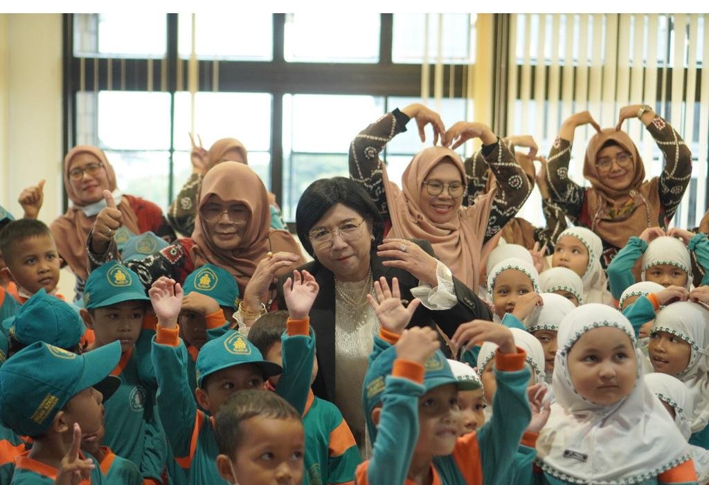 Dukung Literasi Sejak Dini, Perpustakaan BI Kalsel Dibuka Kembali oleh Deputi Gubernur Senior BI 1 IMG 20230220 WA0062