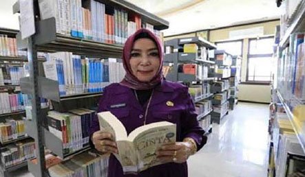 hAL 10 1klm Hj Nurliani