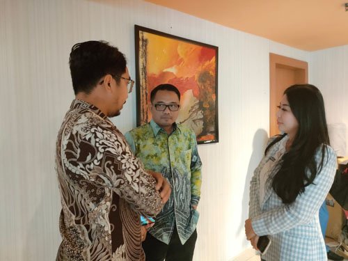 PMPTSP Kalsel “Jemput Bola” Pukau Investor 1 1 2 klm pmptsi