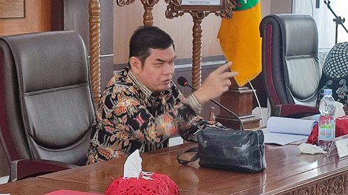 Bupati Bartim Minta PDAM Tirta Janang Tingkatkan Kualitas Pelayanan dan Peningkatan Pendapatan 1 15 kalteng5 10