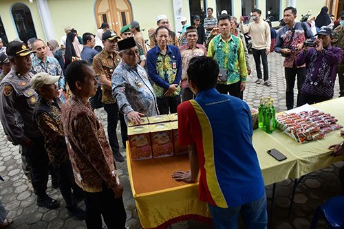 Hal 12 HSS 1 3 klm 10