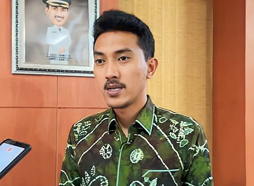 Penanganan Banjir, Bupati Instruksikan 3 SKPD 1 Hal 16 2 KLm Martapura Bupati Saidi Mansyur terjun langsung