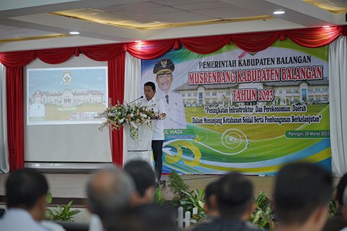Gelar Musrenbang RKPD 2024<br>Pemkab Balangan Fokus Tingkatkan Infrastruktur dan Perekonomian Daerah 1 Hal 2 Bal 3 klm 15
