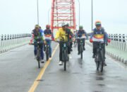 Tingkatkan Silaturahmi, Bupati Tabalong Gowes di Marabahan
