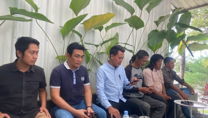 Adaro Klaim Eks PKP2B sebagai Kawasan Penunjang, Komponen Masyarakat Bentuk GPT