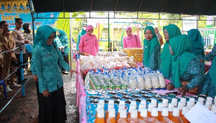 Suharyanti Buka Pasar Murah Ramadhan di 17 Kecamatan