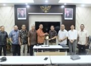 Komisi III Pelajari Pengendalian Banjir di Surabaya 11 Komisi III Pelajari Pengendalian Banjir di Surabaya