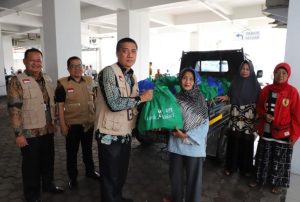 UPZ Bank Kalsel Distribusikan 542 Paket Jelang Ramadan