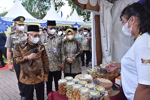 1 4 klm Kontrak Pemprov Wakil Presiden dan Paman Birin1