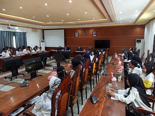 Hasil RDP Komisi IV DPRD Kapuas Sepakati Tuntutan Guru PAUD Non ASN 1 16 Foto Kapuas 11