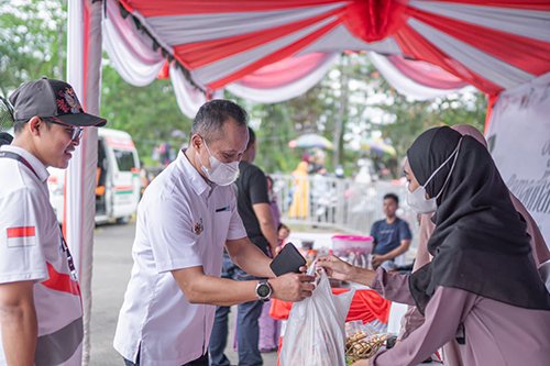 Kementerian BUMN Bersama Telkom Bagikan 1000 Paket Sembako Murah 1 7 3klm