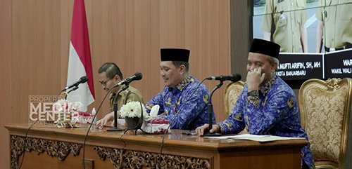 Aditya Minta SKPD Kembangkan Inovasi Pembaruan 1 Hal 10 3 KLm BJB 1