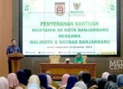 Aditya Bagikan 1.500 Tali Asih Kepada Mustahiq Banjarbaru