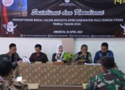 KPU HSU Sosialisasi Persyaratan Administrasi 17 KPU HSU Sosialisasi Persyaratan Administrasi