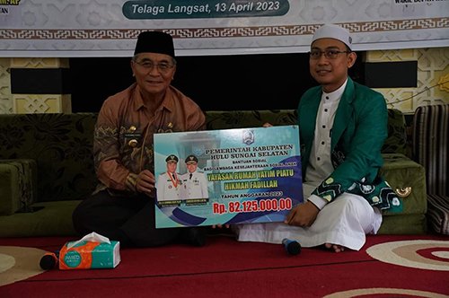 Bantuan LKSA di Angkinang, Padang Batung dan Telaga Langsat 1 Hal 12 HSS 3 klm 8
