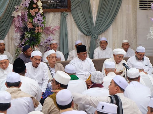 Hal 16 4 Klm Martapura Ikuti haul