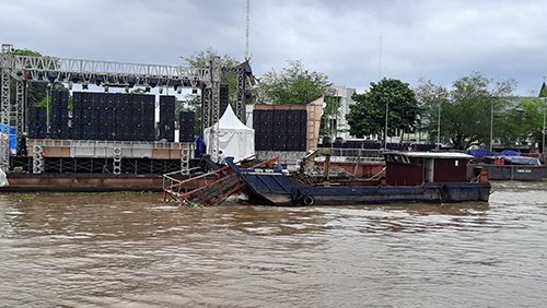 Pemko Tambah Kapal Atasi "Pampangan" 1 Hal 9 3 Klm Sungai