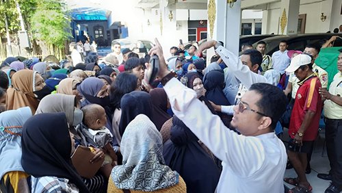 Hal 9 4 KLm Antri Beras