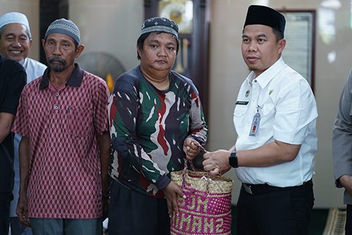 Bantuan Kemakmuran Masjid Lewat Safari Ramadhan Terus Disalurkan 3 Hal 9 7 Klm Gabung KOntrak 2