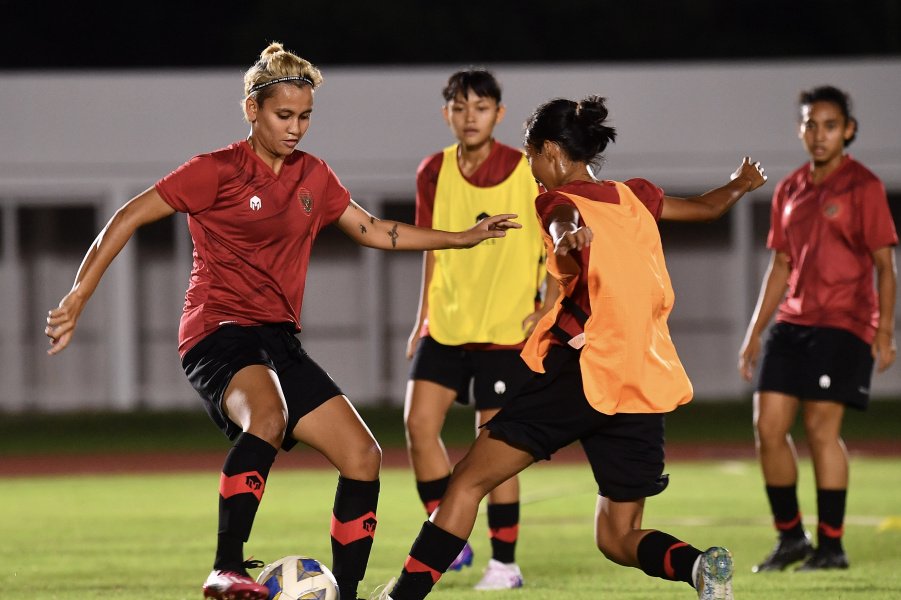 26 Pemain Timnas Putri Indonesia Latihan Perdana Hadapi Kualifikasi ...