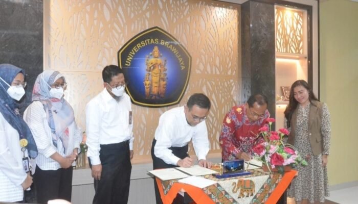 Percepat Ketersediaan Dokter dan Perawat Spesialis, Dinkes Kalteng dan Dekan FKUB Malang Teken PKS