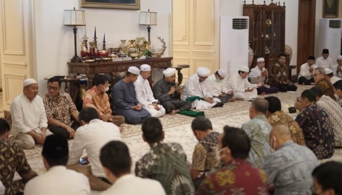 Komisaris dan Jajaran Hasnur Group Gelar Buka Puasa Bersama, Dihadiri para Habaib dan Alim Ulama