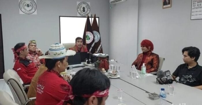 Gara-gara Ini, Pesulap Merah Kena Sanksi Adat Dayak