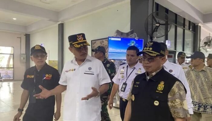 Kehabisan Tiket Mudik, Anto Lima Hari Nginap di Pelabuhan Trisakti